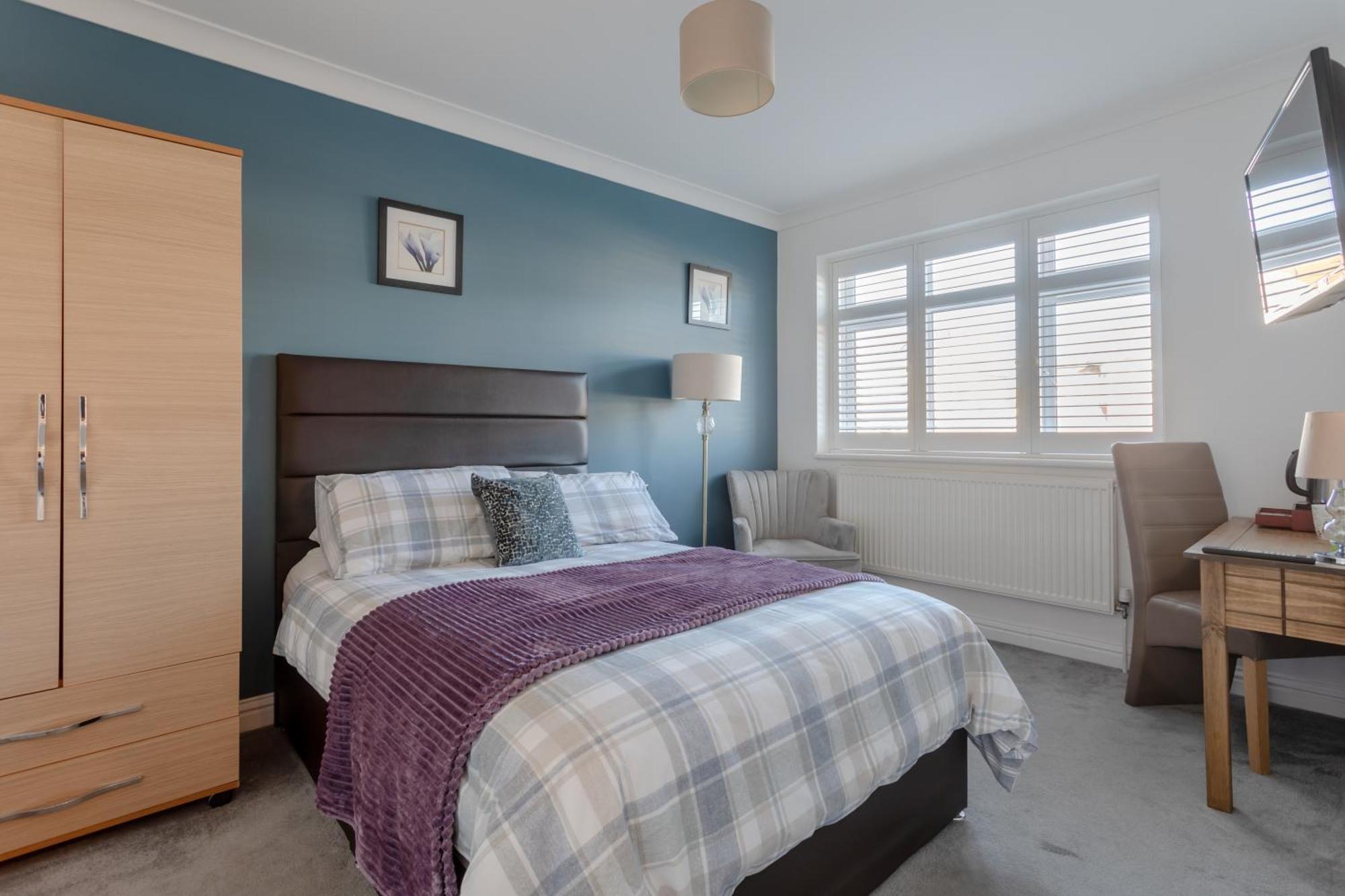 Apple House Wembley Hotel Барнет Екстериор снимка